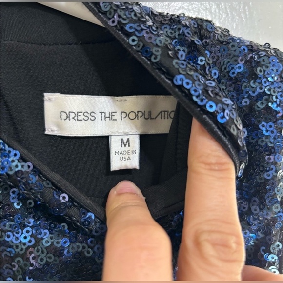 Dress the population blue sequin Flowy dress size medium - Picture 2 of 2